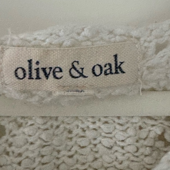 OLIVE & OAK | neutral cream crochet style Sweater, acrylic blend, size medium - Picture 3 of 6